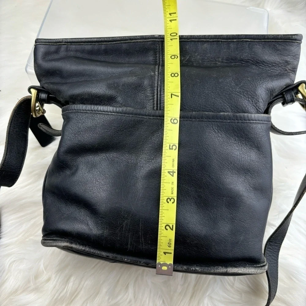 VINTAGE COACH BUCKET BAG - Picture 14 of 15